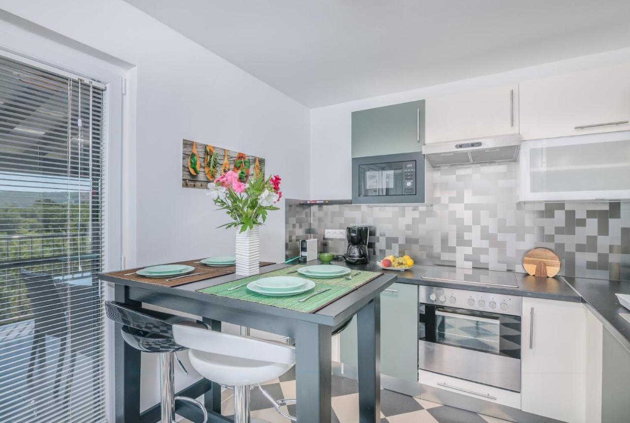 Apartment Dragica Čižići Bagian luar foto