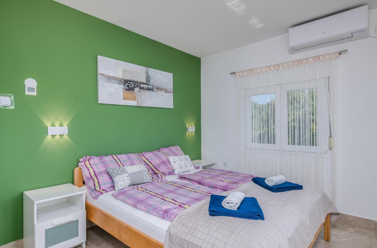 Apartment Dragica Čižići Bagian luar foto